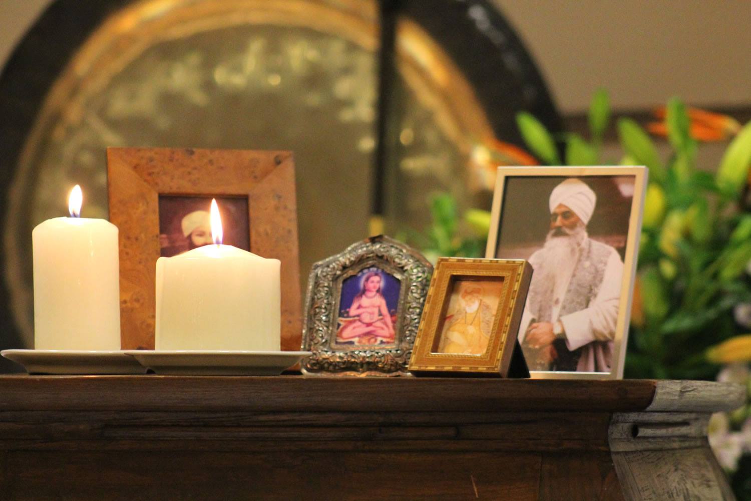 Kundalini Yoga, Yogi Bhajan, Guru Ram Das, Guru Nanak, Baba Siri Chand
